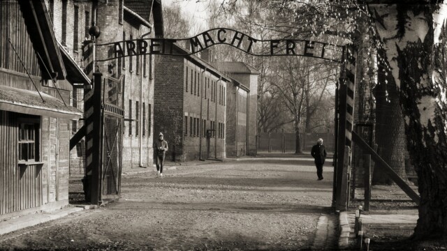 Arbeit Macht Frei Gate Auschwitz Birkenau