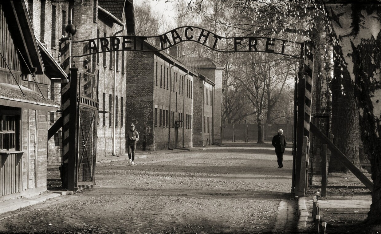 Arbeit Macht Frei Gate Auschwitz Birkenau